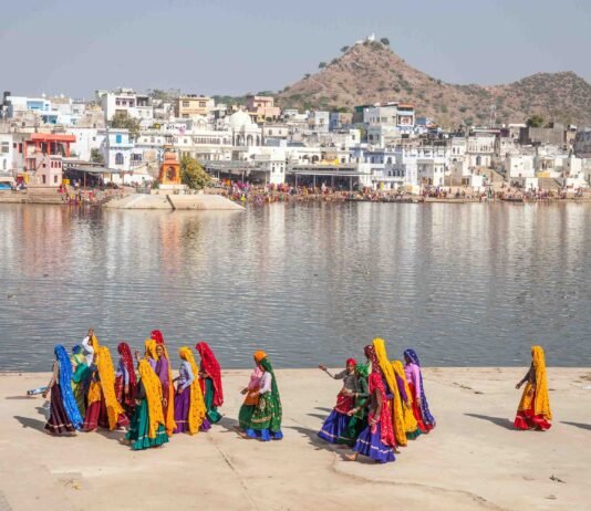 Trip to Pushkar; A tales of “…the sacred places of the Hindus”. Pushkar