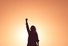 Self-confidence, a pathway to be successful : Here are 5 tips to be confident in life!!!