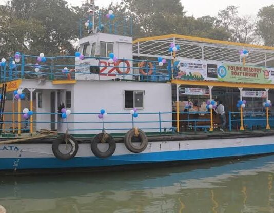 “Boat library” Book stories on the heart of River Hoogly!! Let us enjoy reading books along with the beautiful location!!