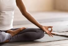 WANT TO PRACTICE YOGA AT HOME?? HERE ARE 9 TIPS YOU SHOULD FOLLOW BEFORE STARTING IT !!! The Jakarta Post At-home yoga videos to help ease your mind during a lockdown ...