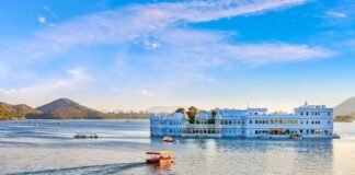 “Hotel over the waves of water”: Best Floating hotel in the country!!(compare and choose from all 4 options).