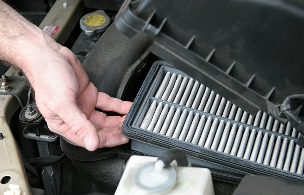 replace engine air filter extreme 1050x675 1