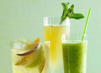 10 drinks for the Summer that will instantly cool off the crazy heat