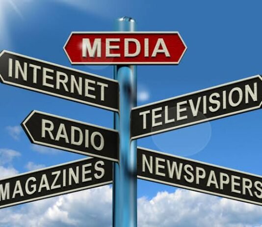 WANT TO STUDY MASS COMMUNICATION? HERE ARE 9 CAREER OPPORTUNITIES IN MASS COMMUNICATION!!! India Education Mass Communication Careers In India - Jobs, Salary