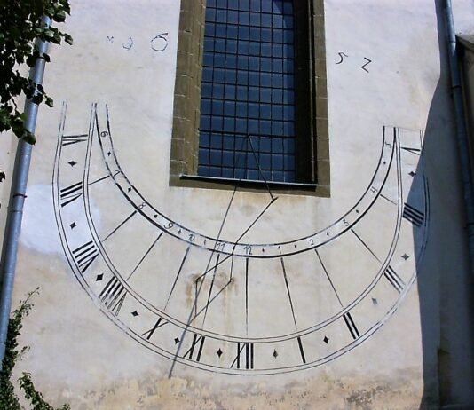 Time and clocks: 5 interesting types of clocks in world history time