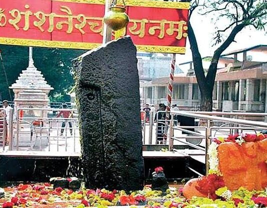 Shani Shignapur (70 KM from Shirdi): A shrine stand for piousness