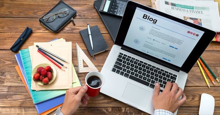 Content Writing : Guide for Beginners to make a career. 2 images 2 6