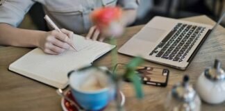 Content Writing : Guide for Beginners to make a career. Content writing