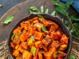 Learn 4 different mango pickles step by step!