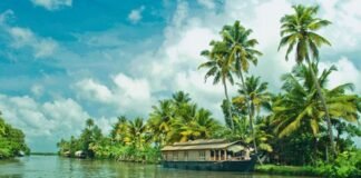 Explore top 4 holiday destinations in India this Durga Puja. Holiday