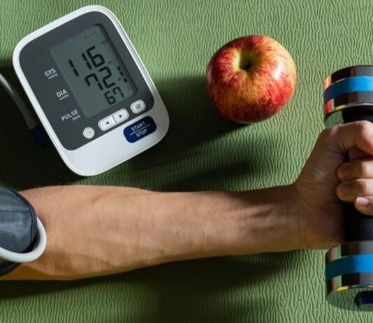 7 Effective ways at home to control hypertension in aged people. Hypertension