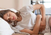 7 Effective ways to reduce period cramps easily. Period