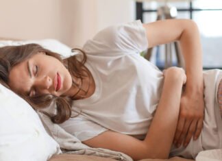 7 Effective ways to reduce period cramps easily. Period