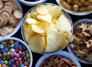 6 Effective tips by which one can avoid junk food and adhere to healthy diet. Junk food