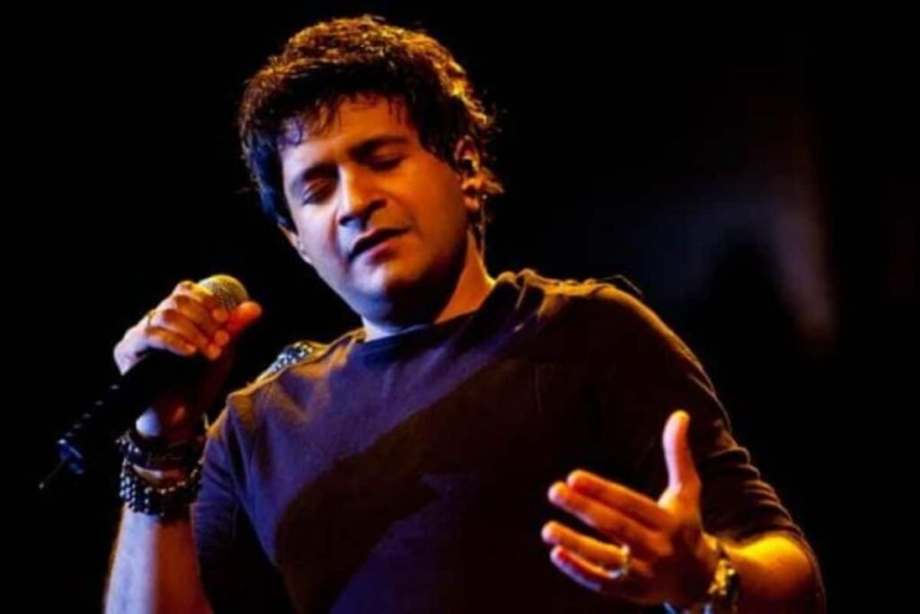 Sudden demise of KK led everyone heartbroken. Some unknown facts about him from his love life to career in his memory. 2 Collage Maker 01 Jun 2022 07.00 AM