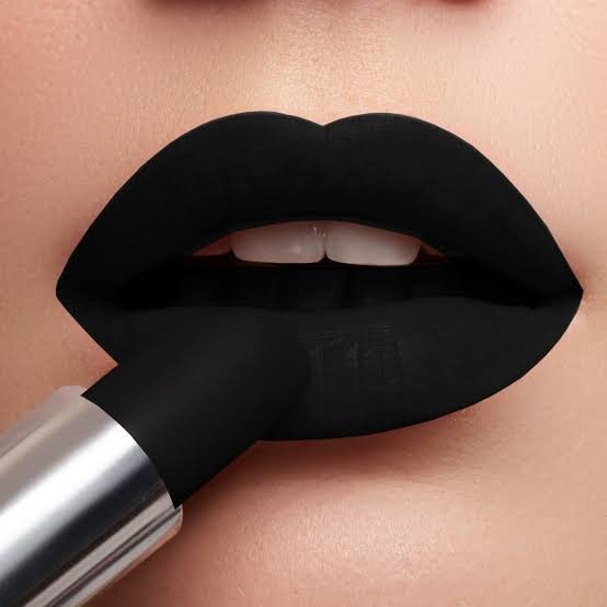 Do You Know Your Favourite Lipstick Colour Reveals A Lot About Your Character? Learn To Know... 4 images 10 2