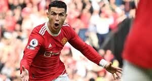 Cristiano Ronaldo becomes a viral topic after choosing Water over Coca-Cola… Read on to know! Cristiano Ronaldo becomes a viral topic after choosing Water over Coca-Cola... Read on to know!